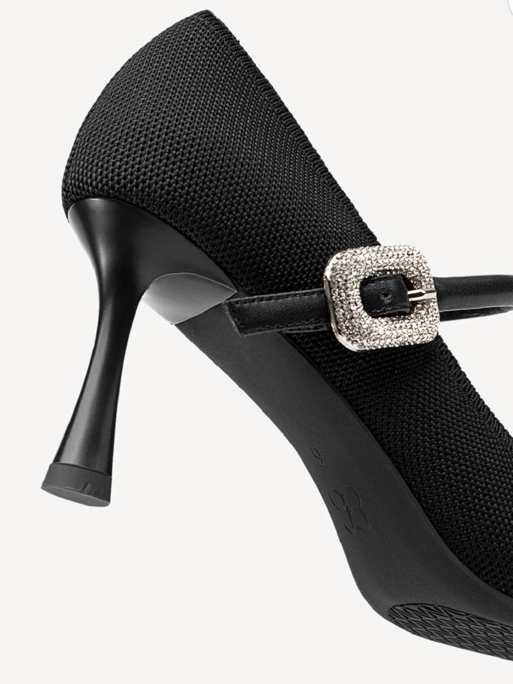 EternalPace Shimmer Buckle Pointed Toe Heeled Pump - Black- NEW Never Worn - Picture 5 of 6